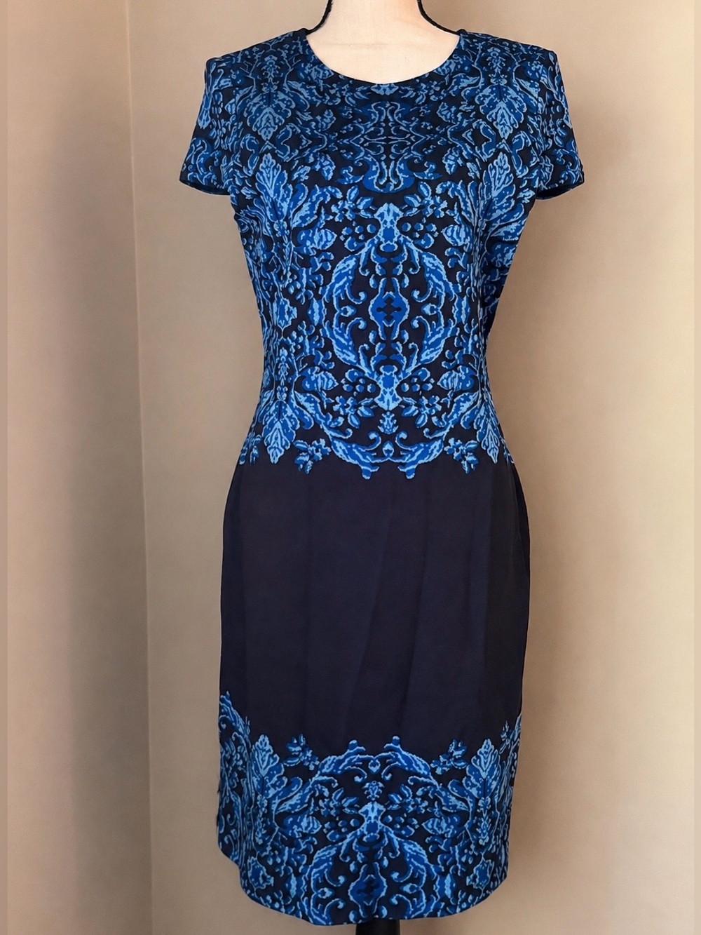 St John | Blue Jacquard Metallic Knit Sheath Dress | Size 8 - Picture 1 of 15